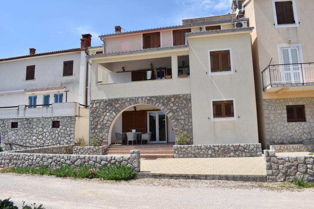 Apartments Blue Dream Malinska Exterior foto
